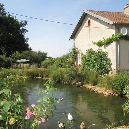 Chez Tartaud Villa Lathus St Remy ภายนอก รูปภาพ