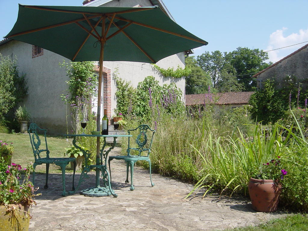 Chez Tartaud Villa Lathus St Remy ห้อง รูปภาพ
